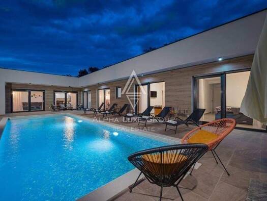 Haus zum Kauf 890.000 € 7 Zimmer 220 m² Svetvincenat Svetvinčenat