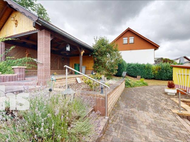 Einfamilienhaus zum Kauf provisionsfrei 100.000 € 5 Zimmer 110 m² 963 m² Grundstück Sperlingsberg 4 Ahlsdorf 06313