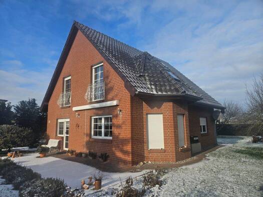 Einfamilienhaus zum Kauf 359.000 € 5 Zimmer 126 m² 1.233 m² Grundstück Butzow 17392