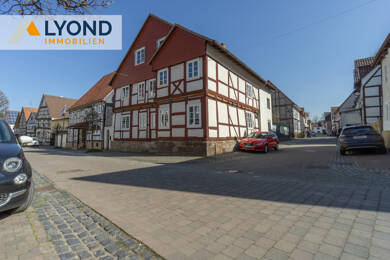 Mehrfamilienhaus zum Kauf 299.000 € 15 Zimmer 376,7 m² 600 m² Grundstück Volkmarsen Volkmarsen 34471