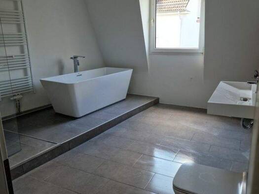 Wohnung zum Kauf 171.000 € 4 Zimmer 106 m² 2. Geschoss Nord Remscheid 42857