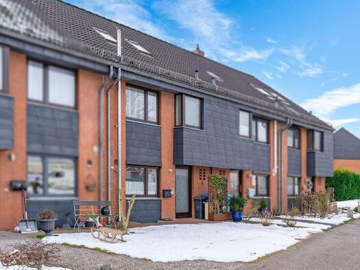Reihenmittelhaus zum Kauf 349.000 € 6 Zimmer 130 m² 275 m² Grundstück Innenstadt Osterholz-Scharmbeck 27711