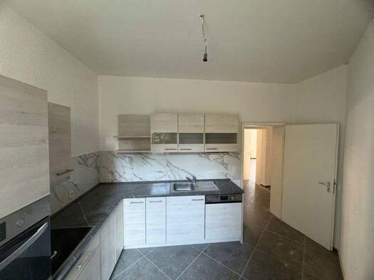 Wohnung zur Miete 880 € 4 Zimmer 75 m² EG frei ab 01.03.2026 Innenstadt Halle (Saale) 06110