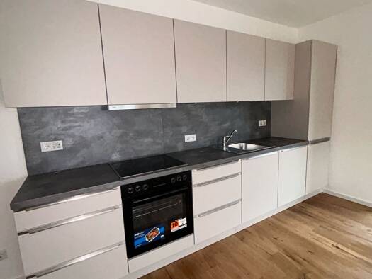 Wohnung zur Miete 1.546 € 3 Zimmer 90 m² Geschoss 1/1 frei ab sofort Buchholzer Straße 73 Misburg-Nord Hannover 30629