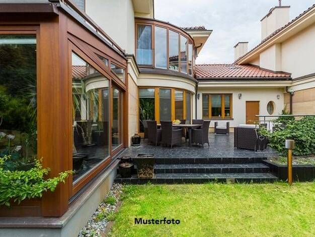 Einfamilienhaus zum Kauf 48.000 € 215,1 m² 398 m² Grundstück Garlebsen Einbeck 37574
