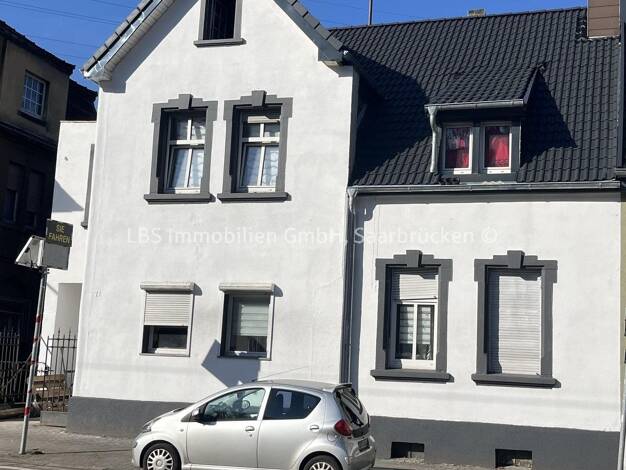 Mehrfamilienhaus zum Kauf 280.000 € 7 Zimmer 170 m² 357 m² Grundstück frei ab sofort Saarbrücken 66121