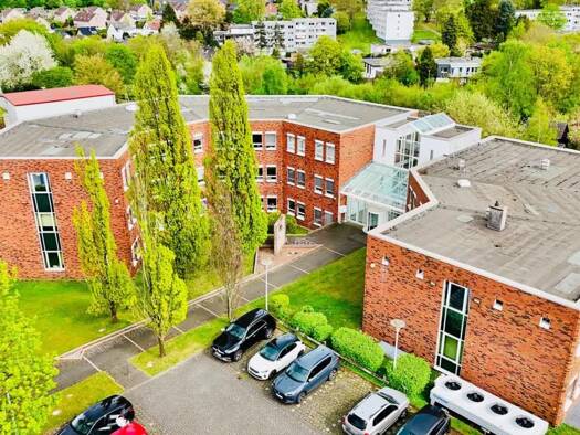 Bürofläche zur Miete provisionsfrei 8 € 131 m² Bürofläche teilbar ab 131 m² Heißen Mülheim an der Ruhr 45472