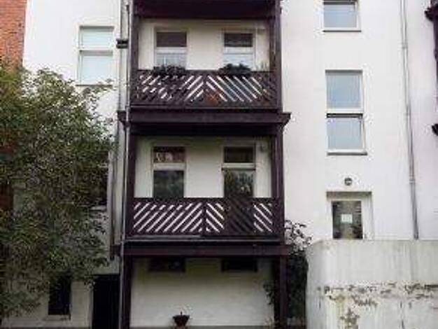 Wohnung zur Miete 415 € 2 Zimmer 68,4 m² 2. Geschoss frei ab sofort Karlstr. 45 Innenstadt Dessau-Roßlau 06844