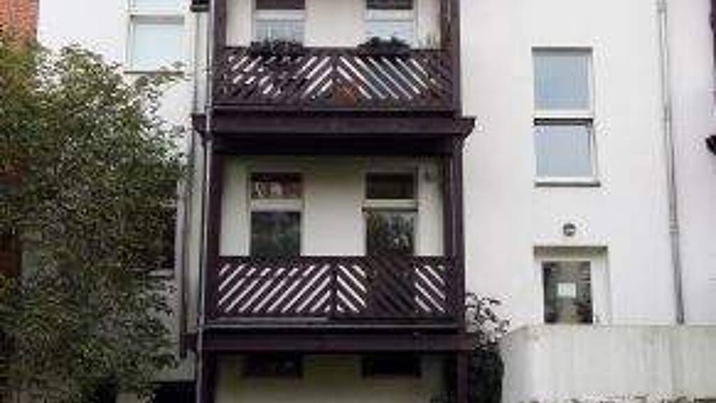 Wohnung zur Miete 415 € 2 Zimmer 68,4 m² 2. Geschoss frei ab sofort Karlstr. 45 Innenstadt Dessau-Roßlau 06844