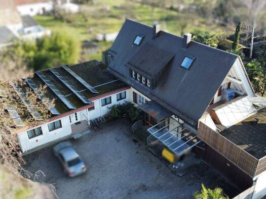 Einfamilienhaus zum Kauf 890.000 € 7 Zimmer 365 m² 1.430 m² Grundstück frei ab sofort Bahnhofstraße Appenweier 77767
