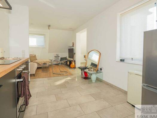 Maisonette zur Miete 876 € 2,5 Zimmer 61,7 m² 1. Geschoss frei ab 01.05.2026 Hassels Düsseldorf Hassels 40599