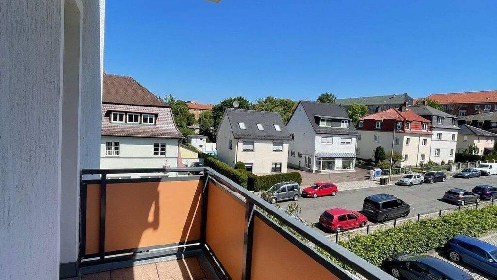 Wohnung zur Miete 370 € 2 Zimmer 61,7 m² 2. Geschoss Berliner Str. 66 Innenstadt Gera 07545