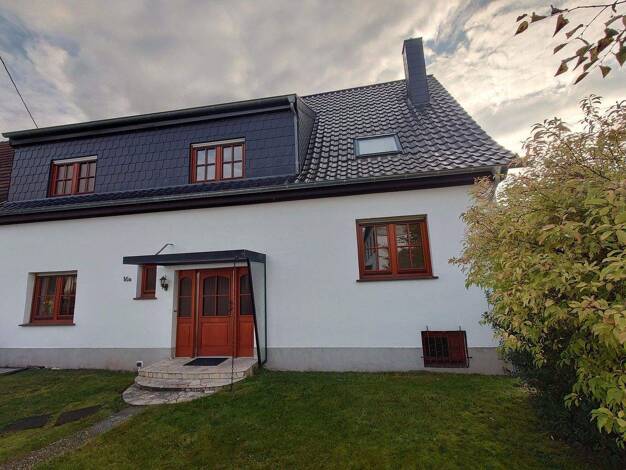 Einfamilienhaus zum Kauf provisionsfrei 349.000 € 9 Zimmer 190 m² 711 m² Grundstück Kohlhof Neunkirchen 66539