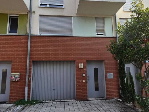 Reihenhaus zur Miete 1.990 € 5 Zimmer 165 m² 136 m² Grundstück frei ab 01.09.2026 Nußloch 69226