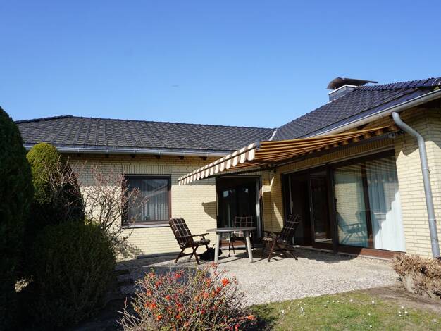 Bungalow zum Kauf 390.000 € 5,5 Zimmer 125 m² 971 m² Grundstück Grassel Meine 38527