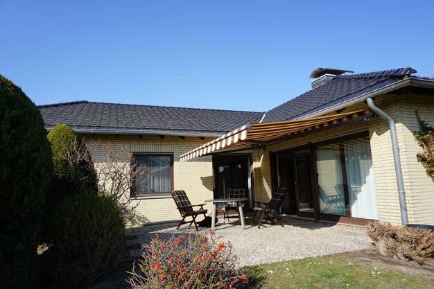 Bungalow zum Kauf 390.000 € 5,5 Zimmer 125 m² 971 m² Grundstück Grassel Meine 38527