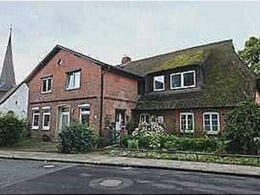 Mehrfamilienhaus zum Kauf 480.000 € 9 Zimmer 235 m² 1.166 m² Grundstück frei ab 01.04.2026 Flintbek 24220