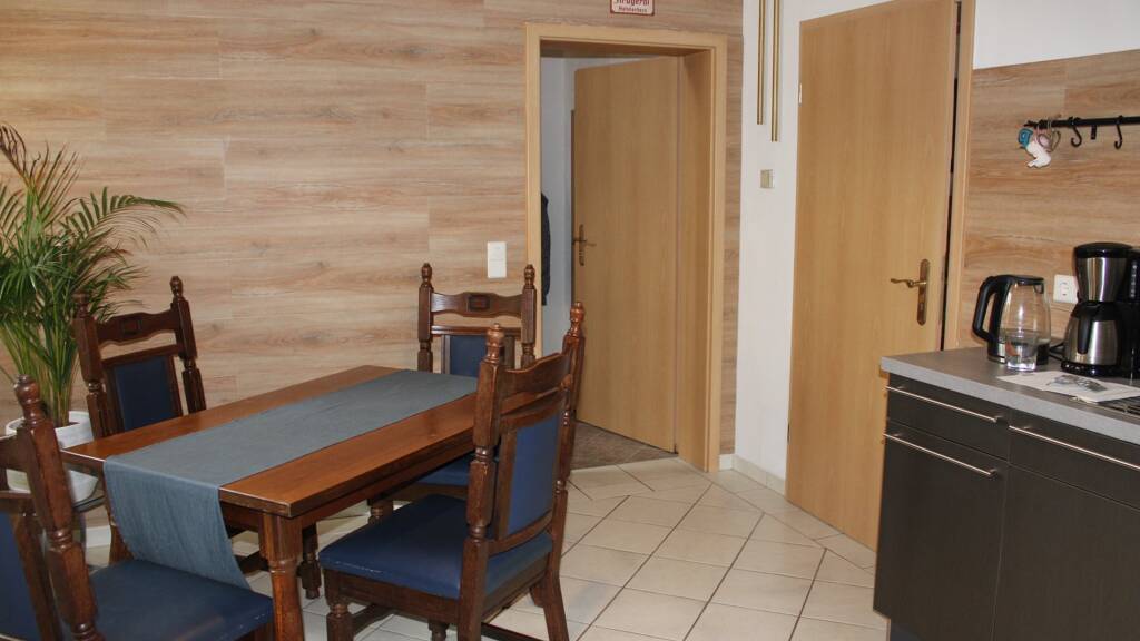 Reihenmittelhaus zum Kauf 154.000 € 175 m² 284 m² Grundstück Schildau Belgern-Schildau 04889