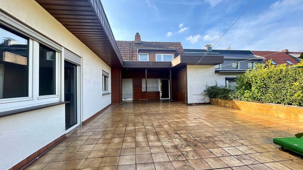 Reihenmittelhaus zum Kauf 179.000 € 6 Zimmer 127 m² 667 m² Grundstück Dorf im Warndt Großrosseln 66352