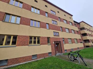 Wohnung zur Miete 319 € 2 Zimmer 46,3 m² 2. Geschoss frei ab 01.08.2025 Mehringstraße 22 Siedlung Cracau Magdeburg 39114