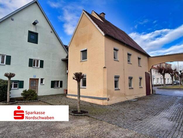 Einfamilienhaus zum Kauf 250.000 € 11 Zimmer 261 m² 168 m² Grundstück Lauingen 89415