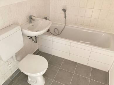 Wohnung zur Miete 460 € 4 Zimmer 68,5 m² 3. Geschoss Gneisenauring 32 Neu Olvenstedt Magdeburg 39130