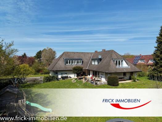 Einfamilienhaus zum Kauf 673.000 € 8 Zimmer 258 m² 3.559 m² Grundstück Oldenburg Oldenburg in Holstein 23758