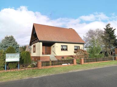 Einfamilienhaus zum Kauf 259.000 € 4 Zimmer 100 m² 2.520 m² Grundstück frei ab sofort Karstädt Karstädt 19357