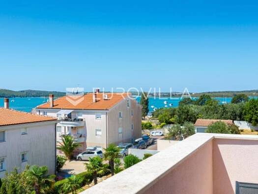 Haus zum Kauf 1.300.000 € 9 Zimmer 479 m² Medulin Stari Medulin