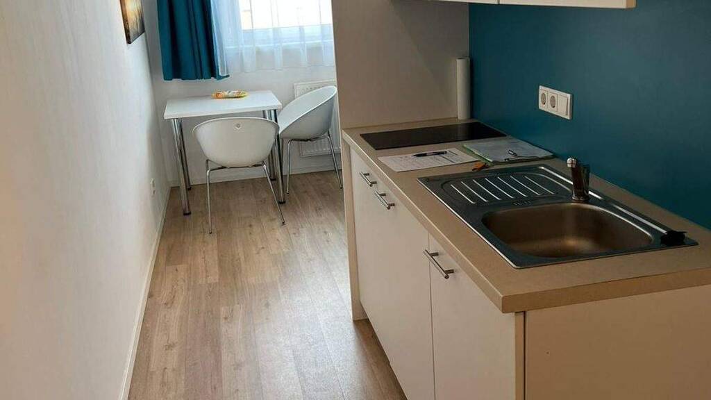Studio zur Miete 460 € 1 Zimmer 25 m² 4. Geschoss frei ab sofort Äußere Bayreuther Straße 72 Schoppershof Nürnberg 90491