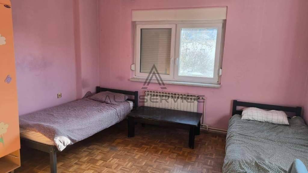 Haus zur Miete 6.000 € 20 Zimmer 350 m² Jakusevec, Novi Zagreb - Istok Dugave