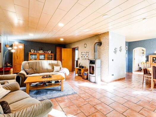 Einfamilienhaus zum Kauf 325.000 € 4 Zimmer 153,8 m² 816 m² Grundstück Puls 25560