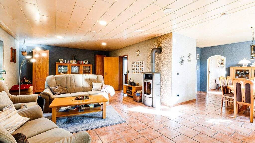 Einfamilienhaus zum Kauf 325.000 € 4 Zimmer 153,8 m² 816 m² Grundstück Puls 25560