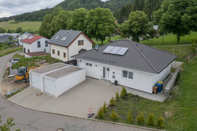 Einfamilienhaus zum Kauf 450.000 € 4 Zimmer 123 m² 552 m² Grundstück Wehingen 78564