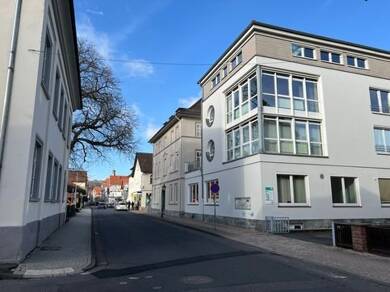 Bürogebäude zur Miete provisionsfrei 10,15 € 15 Zimmer 690 m² Bürofläche teilbar von 290 m² bis 690 m² Rotenburger Straße 15 Melsungen Melsungen 34212