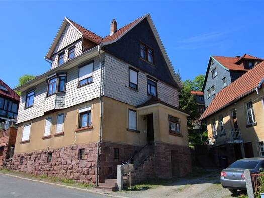 Mehrfamilienhaus zum Kauf als Kapitalanlage geeignet 199.000 € 8 Zimmer 278 m² 626 m² Grundstück Steinbach-Hallenberg Steinbach-Hallenberg , Thüringer W 98587