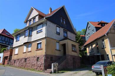 Mehrfamilienhaus zum Kauf als Kapitalanlage geeignet 199.000 € 8 Zimmer 278 m² 626 m² Grundstück Steinbach-Hallenberg Steinbach-Hallenberg , Thüringer W 98587