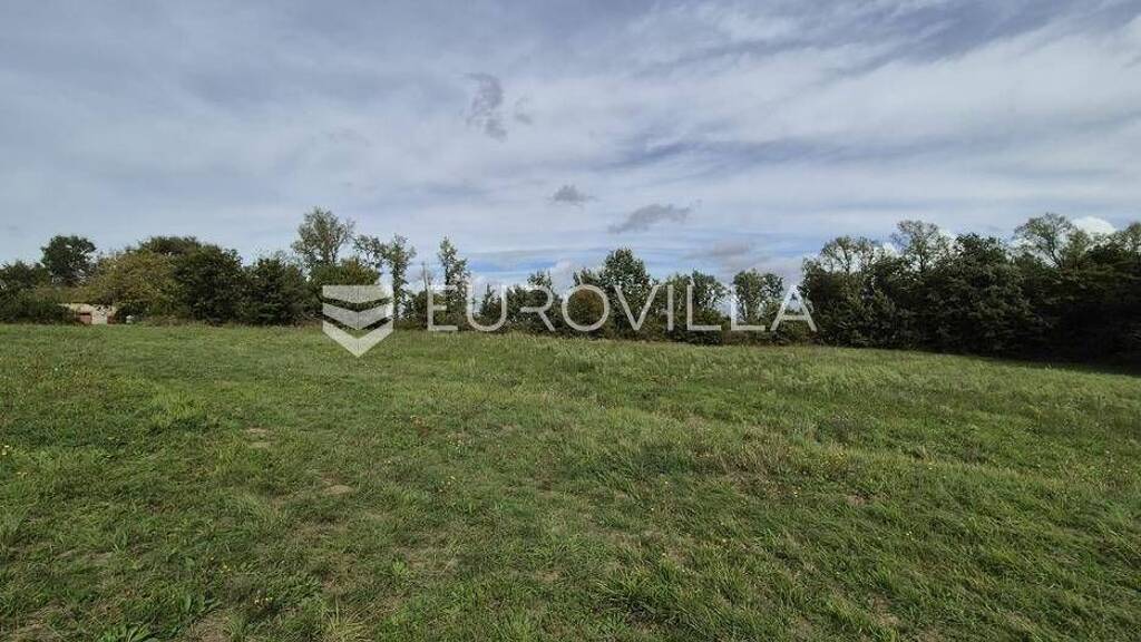 Land-/Forstwirtschaft zum Kauf 137.800 € Rakotule Karojba 52423