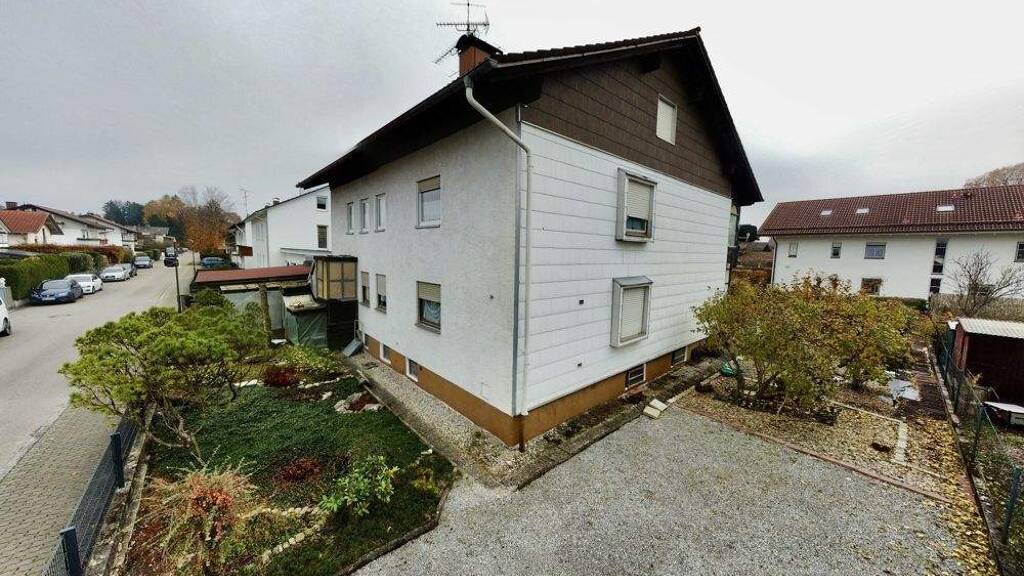 Mehrfamilienhaus zum Kauf 899.000 € 8 Zimmer 240 m² 892 m² Grundstück Großkarolinenfeld 83109