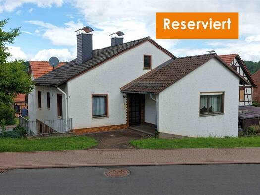 Bungalow zum Kauf 89.000 € 4 Zimmer 90 m² 493 m² Grundstück frei ab sofort Weißenborn Weißenborn 37299