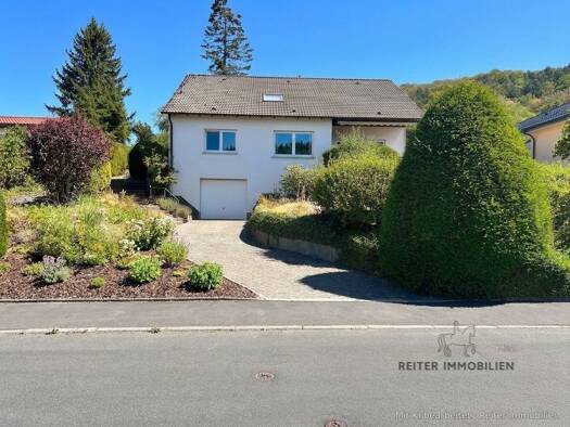 Einfamilienhaus zum Kauf 498.000 € 7 Zimmer 240 m² 991 m² Grundstück Petersberg Petersberg 36100