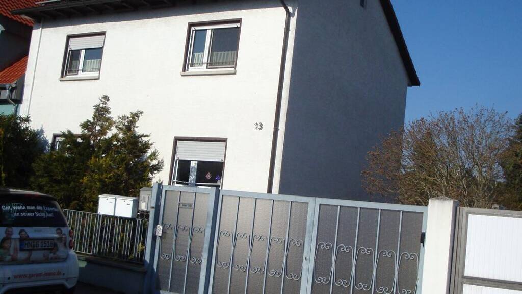 Mehrfamilienhaus zum Kauf 499.000 € 8 Zimmer 154 m² 636 m² Grundstück Altlußheim 68804