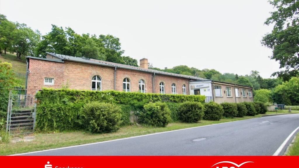 Hotel zum Kauf 389.000 € 11 Zimmer 38 Betten 23.094 m² Grundstück Oderberg 16248