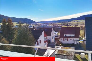 Maisonette zum Kauf 295.000 € 4,5 Zimmer 102,8 m² 2. Geschoss frei ab 01.07.2025 Dürbheim 78589