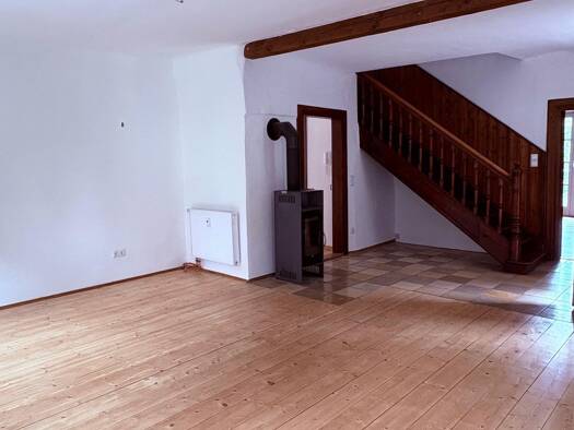 Herrenhaus zur Miete 1.500 € 5 Zimmer 180 m² 240 m² Grundstück frei ab 01.11.2026 Markt Einersheim 97348