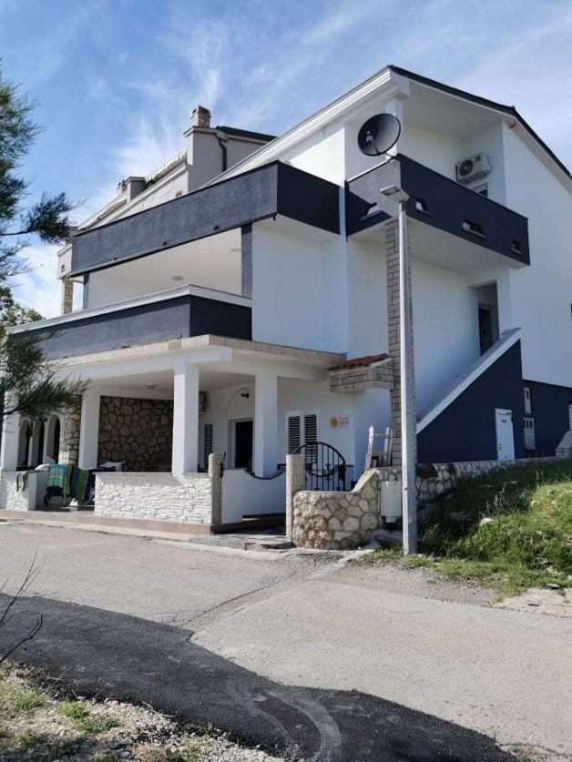 Wohnung zum Kauf 180.000 € 2 Zimmer 61 m²<br/>Wohnfläche Metajna Insel PAG ,Kroatien 53296