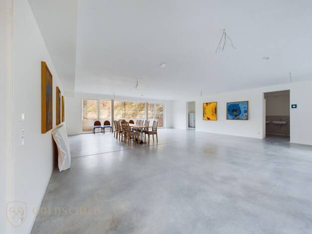 Gewerbeobjekt zum Kauf als Kapitalanlage geeignet 4.678 m² Bad Urach 72574