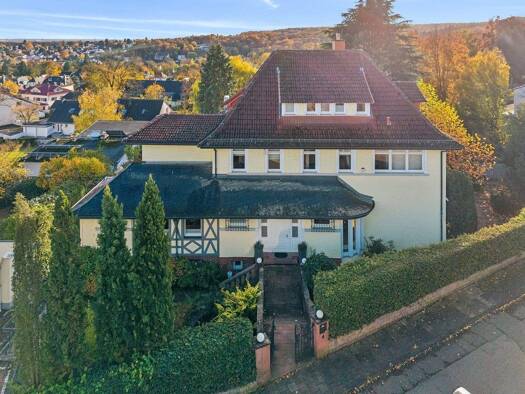 Einfamilienhaus zum Kauf 2.224.000 € 7 Zimmer 302 m² 1.099 m² Grundstück Hofheim 65719