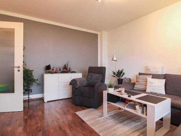 Wohnung zum Kauf 170.000 € 2,5 Zimmer 58 m² EG Wik Kiel 24106