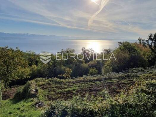 Wohn- und Gewerbegrundstück zum Kauf 1.750.000 € Ičići Opatija 51410